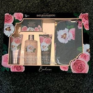 Bath & Body Gift Set